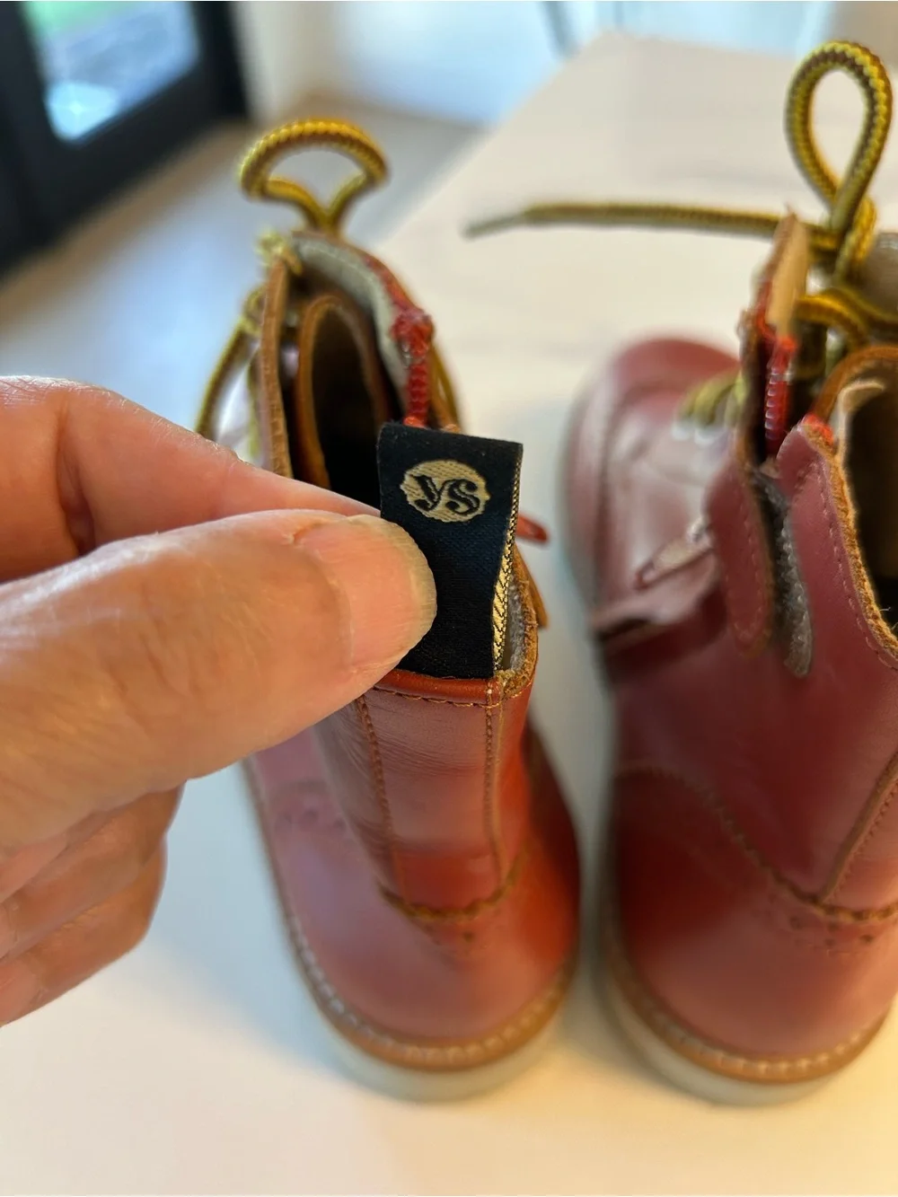 Young Soles “Sidney”Leather Lace-Up Boots. Made in Portugal Sz 33 Kids
